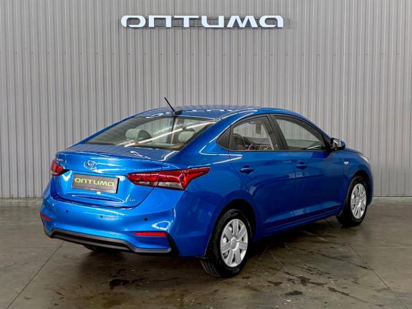 Hyundai Solaris II с пробегом 2020 года, цена 1 577 000 рублей, 51878 км, седан, Автокод Объявления