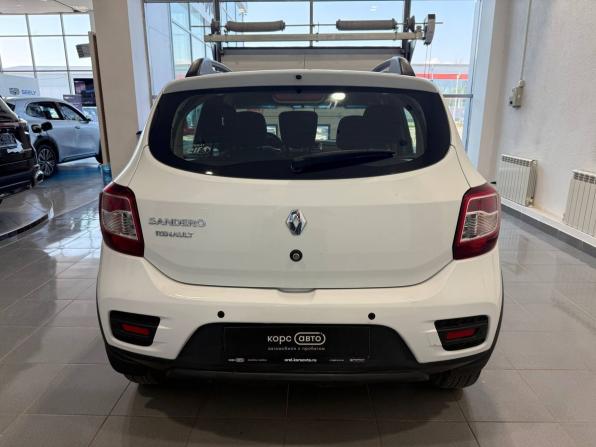 Renault Sandero II Рестайлинг с пробегом 2019 года, цена 1 074 000 рублей, 109588 км, хэтчбек, Автокод Объявления