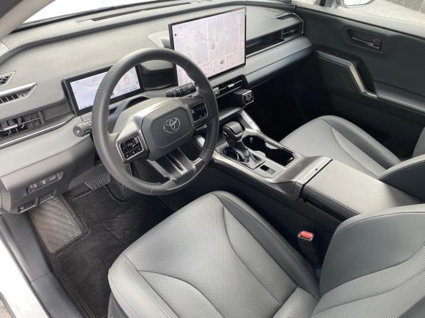 Toyota RAV4 VI (XA60) с пробегом 2026 года, цена 4 250 000 рублей, 4669 км, внедорожник, Автокод Объявления