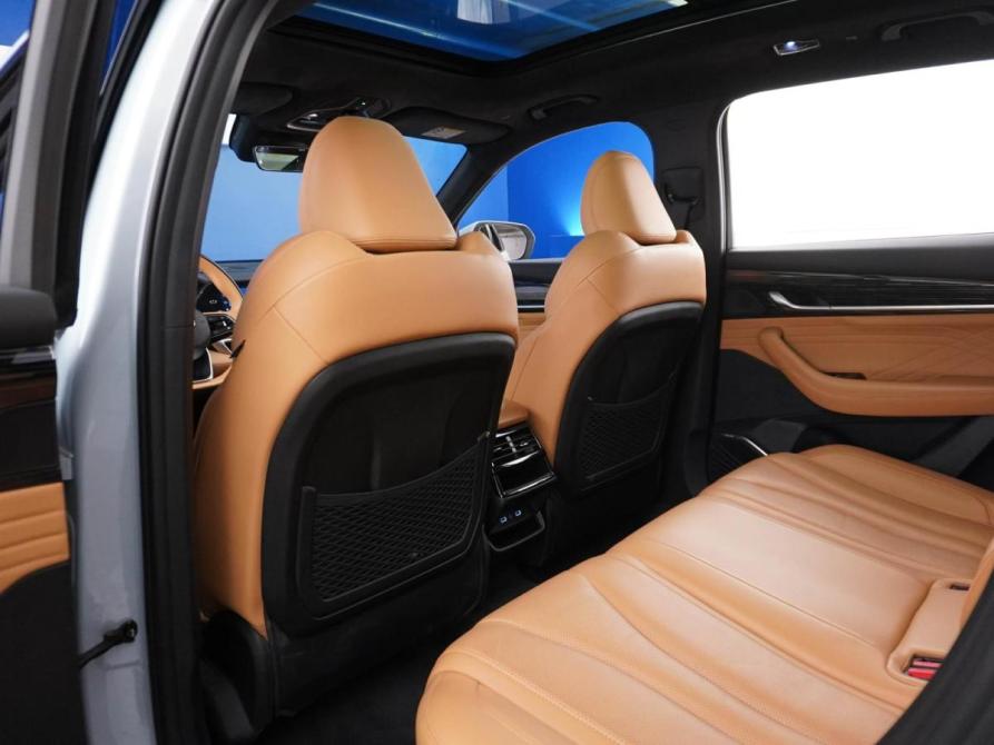 Geely Monjaro I Москва  - изображение 11