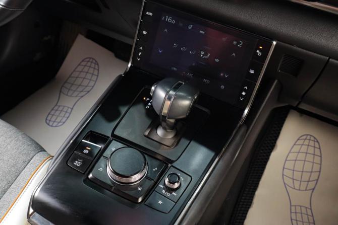 Mazda MX-30 I с пробегом 2020 года, цена 2 369 000 рублей, 17200 км, внедорожник, Автокод Объявления