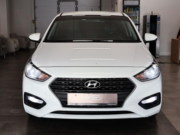 Hyundai Solaris II с пробегом 2018 года, цена 1 250 000 рублей, 164681 км, седан, Автокод Объявления