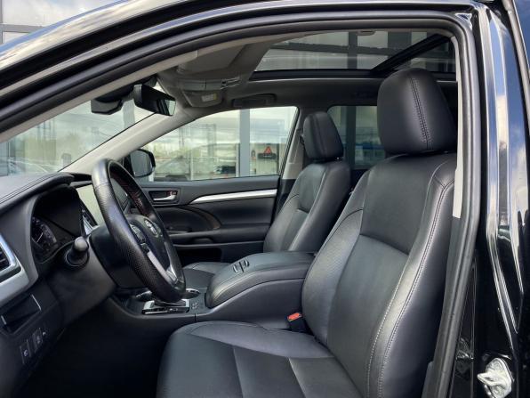 Toyota Highlander IV (XU70) с пробегом 2025 года, цена 3 999 000 рублей, 77104 км, внедорожник, Автокод Объявления