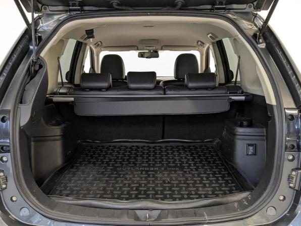 Mitsubishi Outlander III Рестайлинг 3 с пробегом 2019 года, цена 2 200 000 рублей, 151000 км, внедорожник, Автокод Объявления