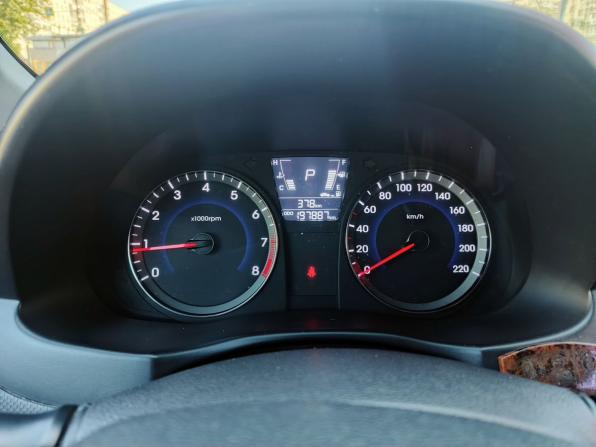 Hyundai Solaris I с пробегом 2013 года, цена 740 000 рублей, 197887 км, седан, Автокод Объявления