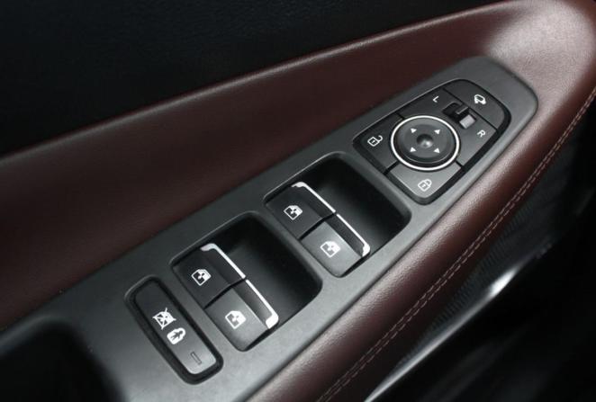 Hyundai Santa Fe IV с пробегом 2019 года, цена 3 150 000 рублей, 154571 км, внедорожник, Автокод Объявления