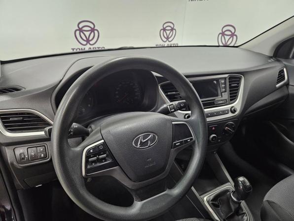 Hyundai Solaris II с пробегом 2018 года, цена 1 193 000 рублей, 135244 км, седан, Автокод Объявления
