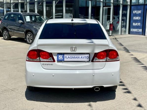 Honda Civic VIII Рестайлинг с пробегом 2009 года, цена 750 000 рублей, 391000 км, седан, Автокод Объявления
