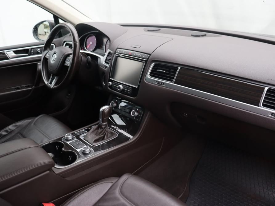 Volkswagen Touareg II Рестайлинг Москва  - изображение 10