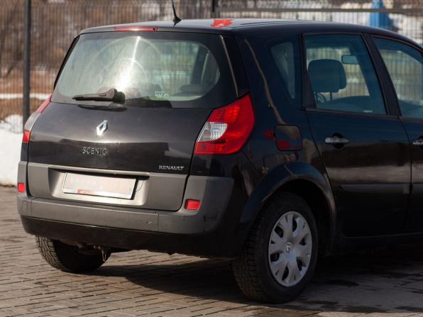 Renault Scenic II Рестайлинг с пробегом 2006 года, цена 465 000 рублей, 240784 км, компактвэн, Автокод Объявления