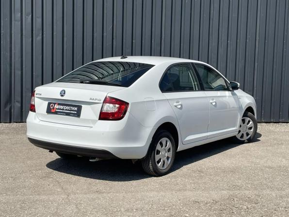 Skoda Rapid I Рестайлинг с пробегом 2019 года, цена 1 340 000 рублей, 186000 км, лифтбек, Автокод Объявления
