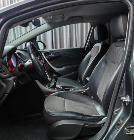 Opel Astra J с пробегом 2011 года, цена 575 000 рублей, 234564 км, универсал, Автокод Объявления