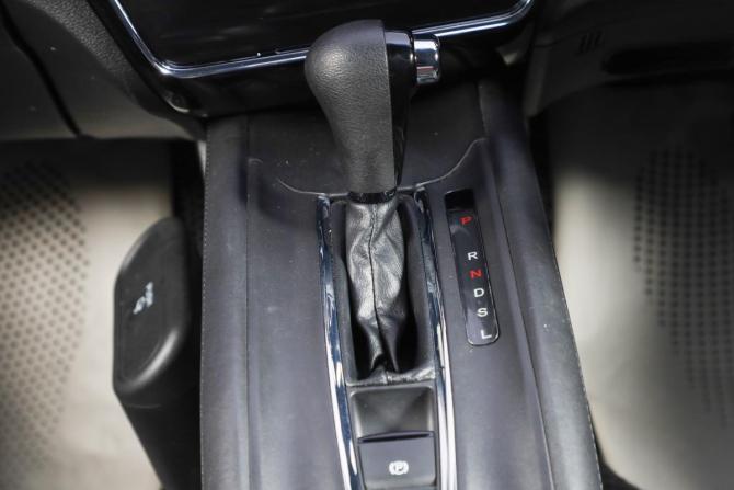 Honda Vezel I с пробегом 2014 года, цена 1 849 000 рублей, 95323 км, внедорожник, Автокод Объявления