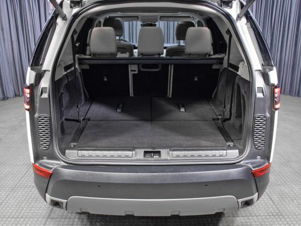 Land Rover Discovery V с пробегом 2018 года, цена 3 149 000 рублей, 118004 км, внедорожник, Автокод Объявления