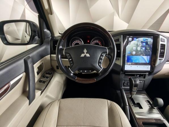 Mitsubishi Pajero IV Рестайлинг 2 с пробегом 2019 года, цена 3 599 000 рублей, 38328 км, внедорожник, Автокод Объявления