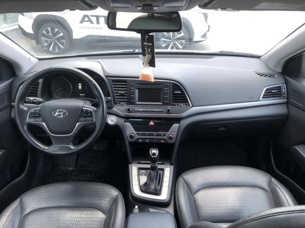 Hyundai Elantra VI (AD) с пробегом 2017 года, цена 1 329 000 рублей, 187500 км, седан, Автокод Объявления