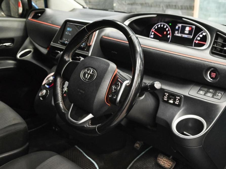 Toyota Sienta II Рестайлинг Екатеринбург  - изображение 11