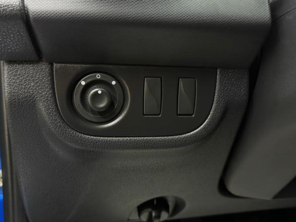 Renault Sandero II Рестайлинг с пробегом 2019 года, цена 1 170 000 рублей, 93017 км, хэтчбек, Автокод Объявления