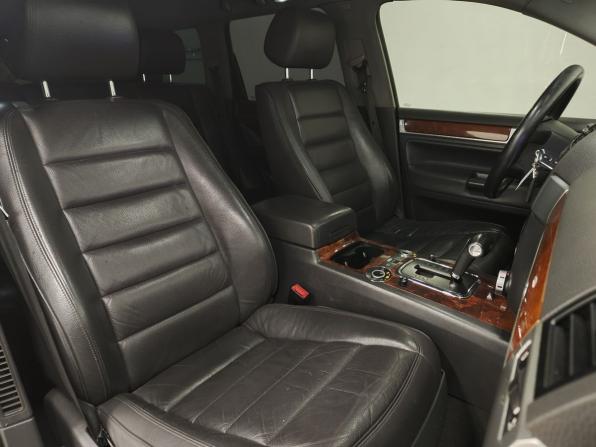 Volkswagen Touareg I с пробегом 2006 года, цена 820 000 рублей, 252488 км, внедорожник, Автокод Объявления