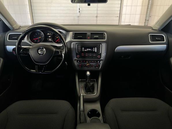 Volkswagen Jetta VI Рестайлинг с пробегом 2017 года, цена 1 370 000 рублей, 171507 км, седан, Автокод Объявления