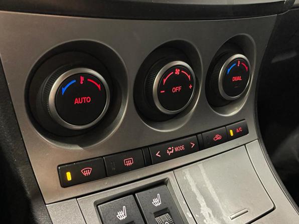 Mazda 3 II (BL) с пробегом 2011 года, цена 929 000 рублей, 205579 км, седан, Автокод Объявления