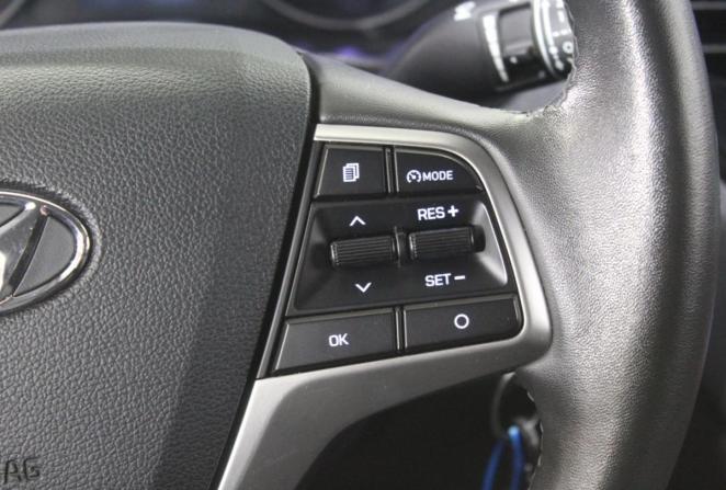 Hyundai Solaris II Рестайлинг с пробегом 2021 года, цена 1 700 000 рублей, 70508 км, седан, Автокод Объявления