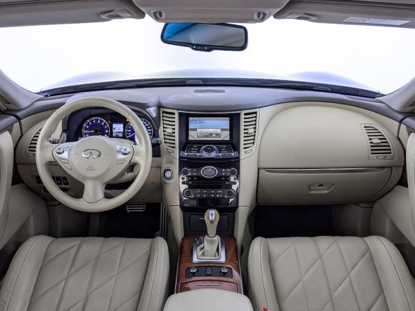 Infiniti QX70 с пробегом 2017 года, цена 3 065 000 рублей, 129407 км, внедорожник, Автокод Объявления