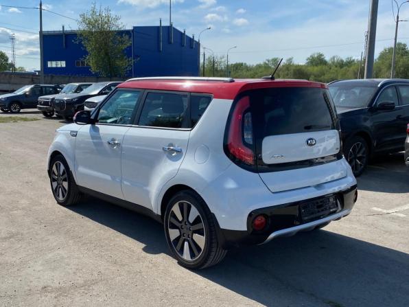 Kia Soul II Рестайлинг с пробегом 2018 года, цена 1 154 000 рублей, 233543 км, хэтчбек, Автокод Объявления