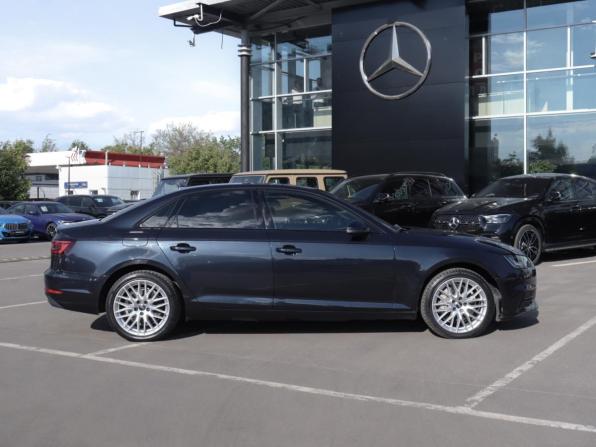 Audi A4 V (B9) с пробегом 2018 года, цена 2 844 000 рублей, 118440 км, седан, Автокод Объявления
