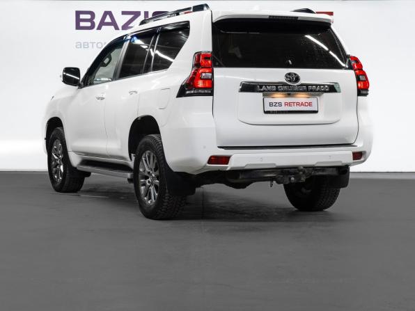 Toyota Land Cruiser Prado 150 Series Рестайлинг 2 с пробегом 2017 года, цена 4 899 000 рублей, 75857 км, внедорожник, Автокод Объявления