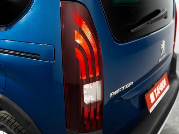 Peugeot Rifter I с пробегом 2021 года, цена 1 505 000 рублей, 44570 км, компактвэн, Автокод Объявления