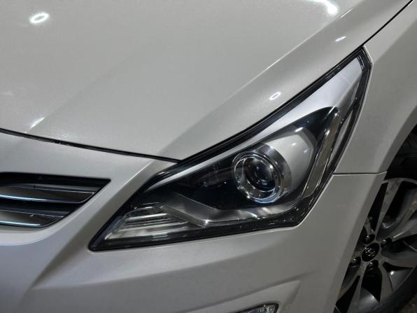 Hyundai Solaris I Рестайлинг с пробегом 2015 года, цена 1 250 000 рублей, 85212 км, седан, Автокод Объявления