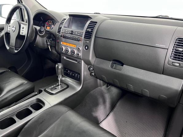 Nissan Pathfinder III с пробегом 2005 года, цена 931 000 рублей, 304730 км, внедорожник, Автокод Объявления