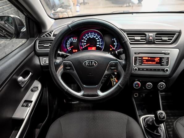 Kia Rio III Рестайлинг с пробегом 2016 года, цена 830 000 рублей, 163862 км, седан, Автокод Объявления