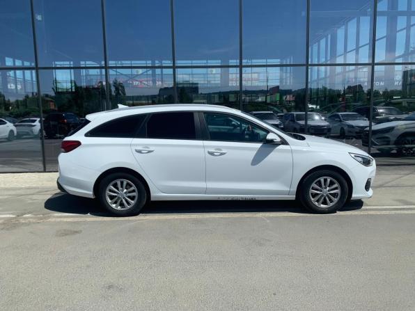 Hyundai i30 III Рестайлинг с пробегом 2019 года, цена 1 349 000 рублей, 158075 км, универсал, Автокод Объявления