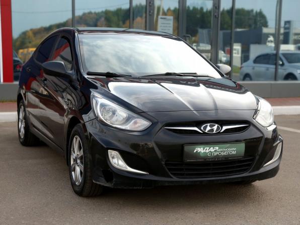 Hyundai Solaris I с пробегом 2012 года, цена 585 000 рублей, 197000 км, седан, Автокод Объявления