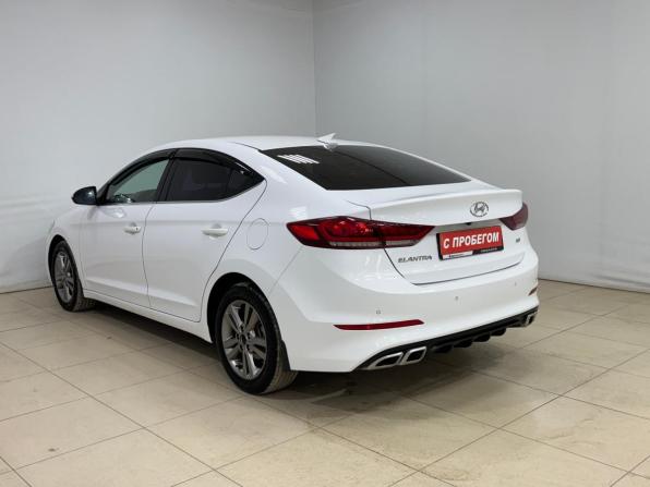 Hyundai Elantra VI (AD) с пробегом 2018 года, цена 1 400 000 рублей, 173658 км, седан, Автокод Объявления