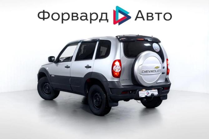 Chevrolet Niva I Рестайлинг с пробегом 2015 года, цена 700 000 рублей, 95717 км, внедорожник, Автокод Объявления