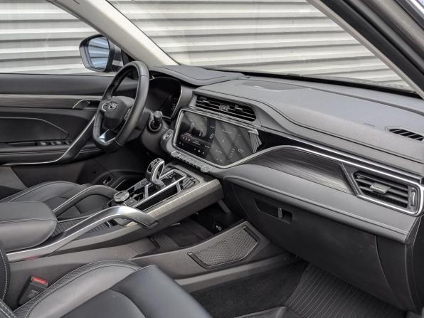 Geely Atlas Pro с пробегом 2023 года, цена 2 175 000 рублей, 40483 км, внедорожник, Автокод Объявления