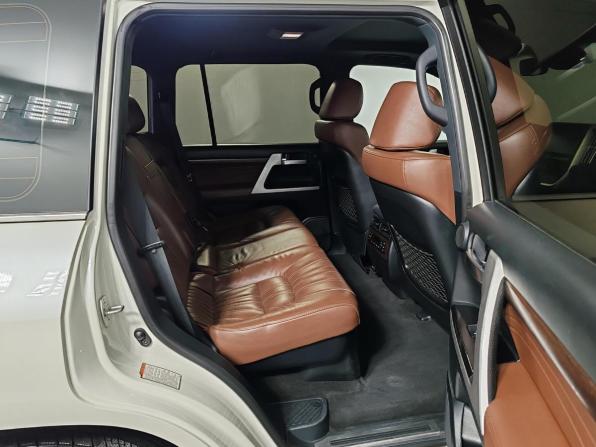 Toyota Land Cruiser 200 Series Рестайлинг 2 с пробегом 2020 года, цена 4 999 000 рублей, 331863 км, внедорожник, Автокод Объявления