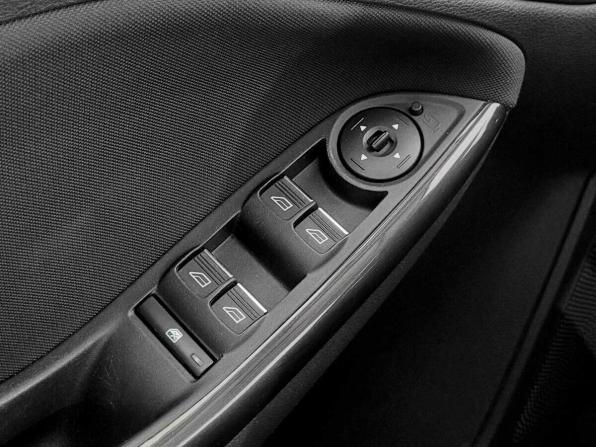Ford Focus III Рестайлинг с пробегом 2019 года, цена 1 250 000 рублей, 153835 км, универсал, Автокод Объявления