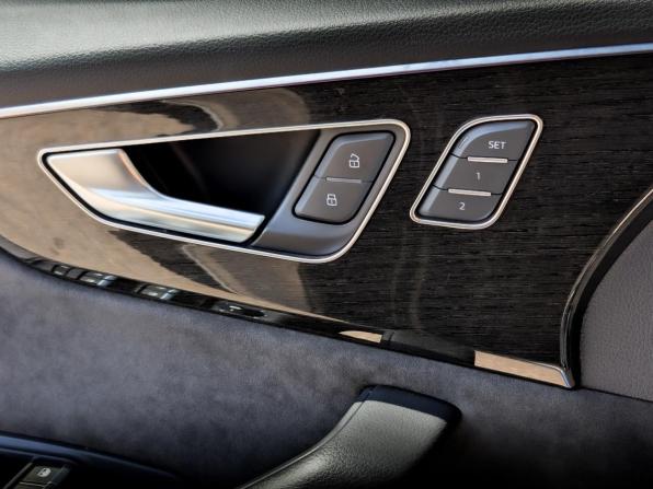 Audi Q8 I (4M) с пробегом 2022 года, цена 9 600 000 рублей, 45364 км, внедорожник, Автокод Объявления