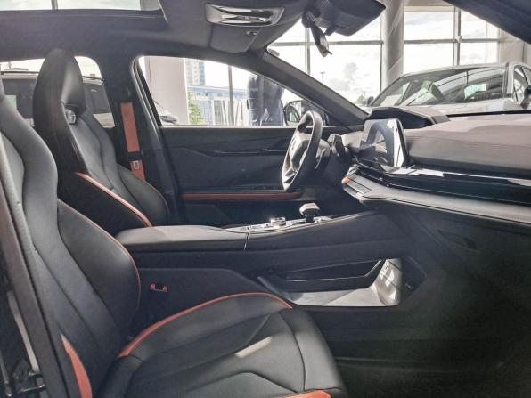 Changan UNI-V I с пробегом 2024 года, цена 2 399 000 рублей, 53215 км, лифтбек, Автокод Объявления