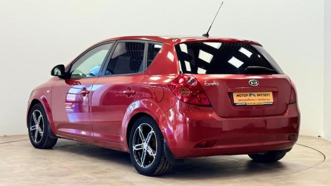 Kia Ceed I с пробегом 2009 года, цена 495 000 рублей, 201833 км, хэтчбек, Автокод Объявления