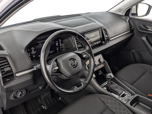 Skoda Karoq I с пробегом 2022 года, цена 2 850 000 рублей, 51733 км, внедорожник, Автокод Объявления