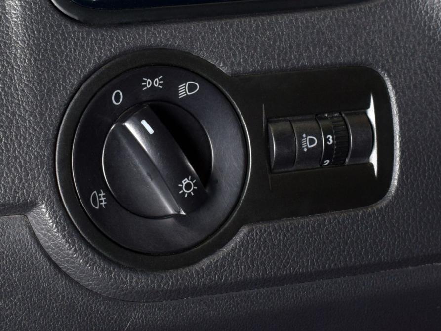 Volkswagen Polo V Кемерово  - изображение 16