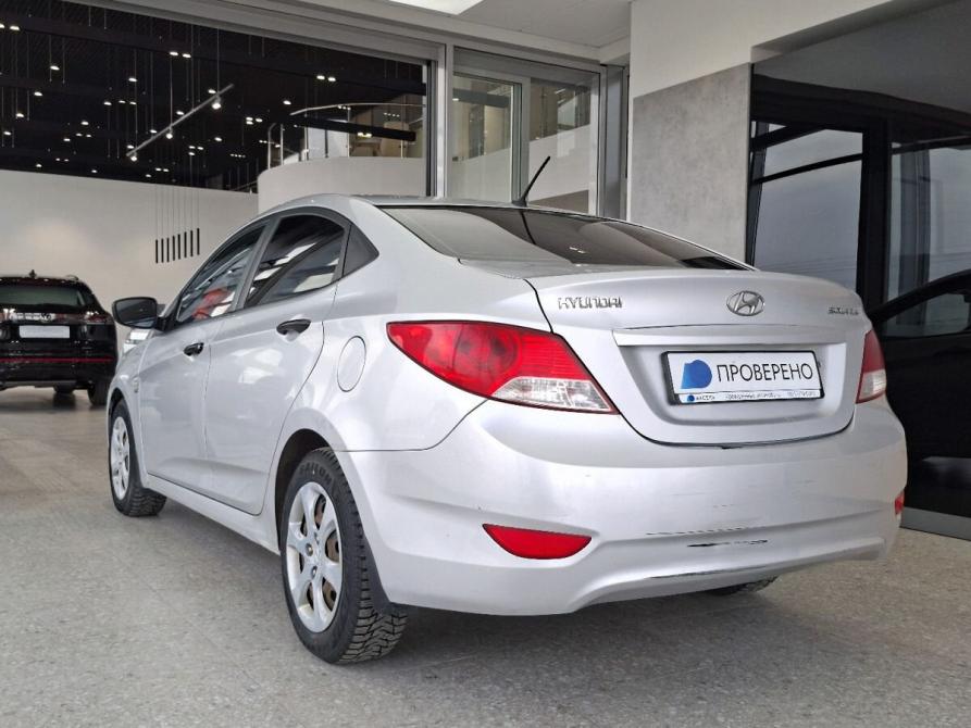 Hyundai Solaris I Мурманск  - изображение 4