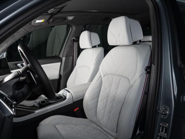 Новый BMW X7 I (G07) Рестайлинг 2026 года, цена 22 990 000 рублей, внедорожник, Автокод Объявления