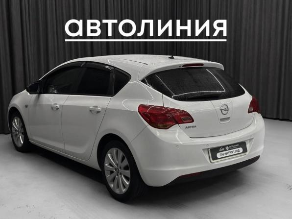 Opel Astra J с пробегом 2012 года, цена 599 000 рублей, 220000 км, хэтчбек, Автокод Объявления