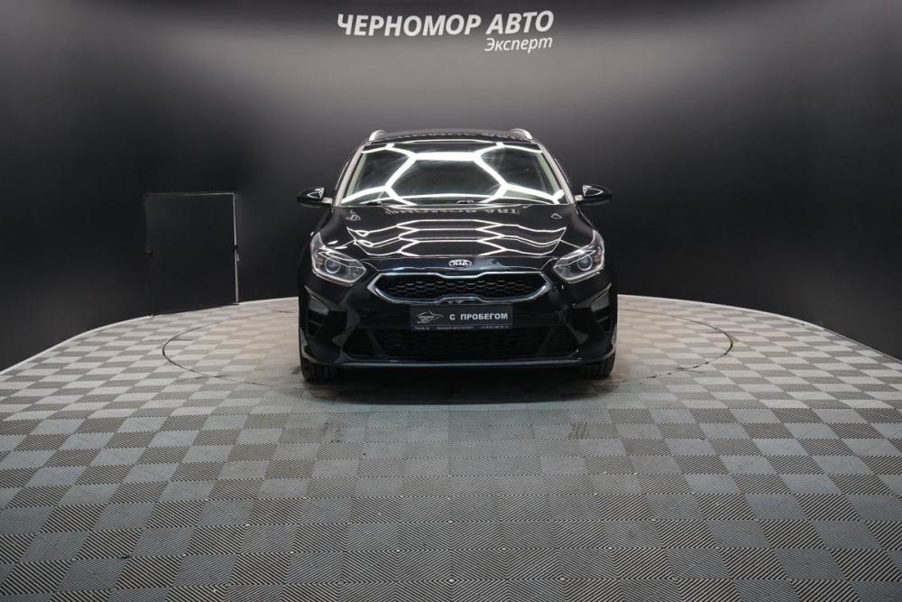 Kia Ceed III Крым  - изображение 8